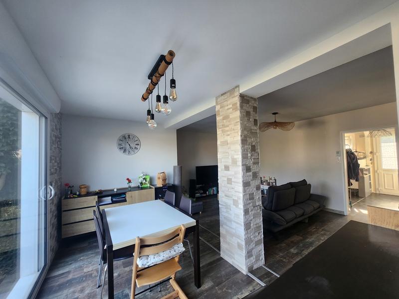 Maison - 89 m² - 5 pièces