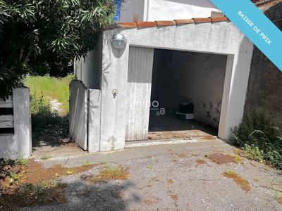 Maison - 220 m² - 5 pièces