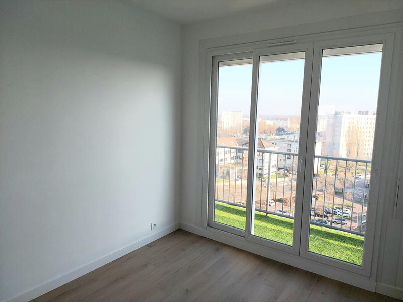 Appartement - 101 m² - 5 pièces