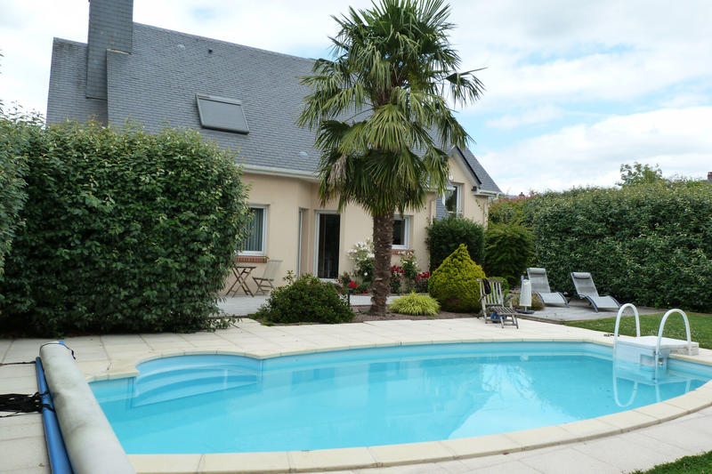 Maison - 132 m² - 8 pièces