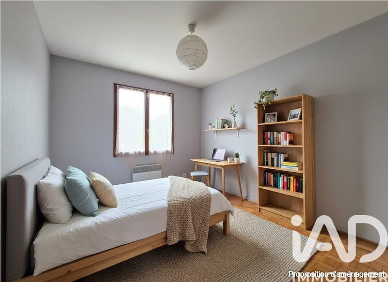 Maison - 90 m² - 5 pièces