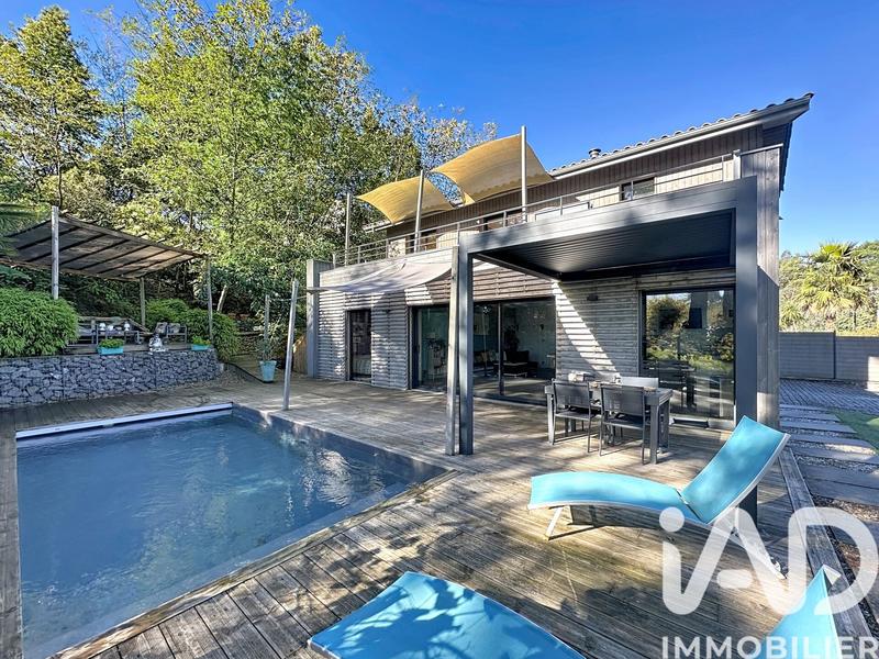 Maison - 115 m² - 5 pièces