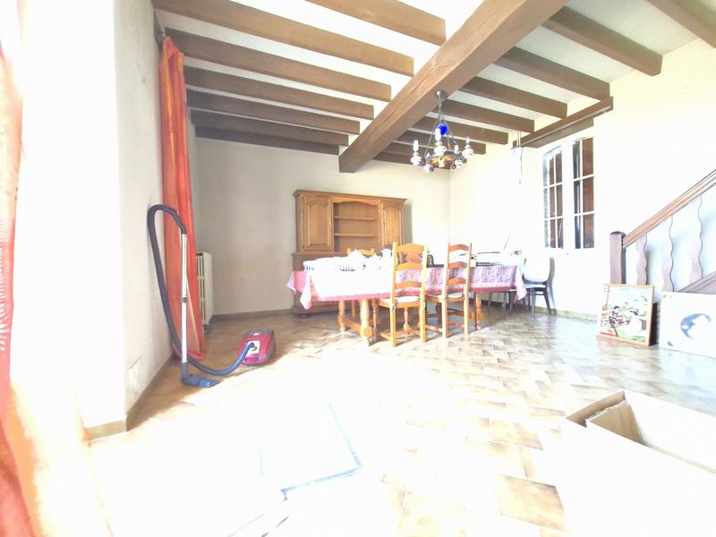 Maison - 104 m² - 5 pièces