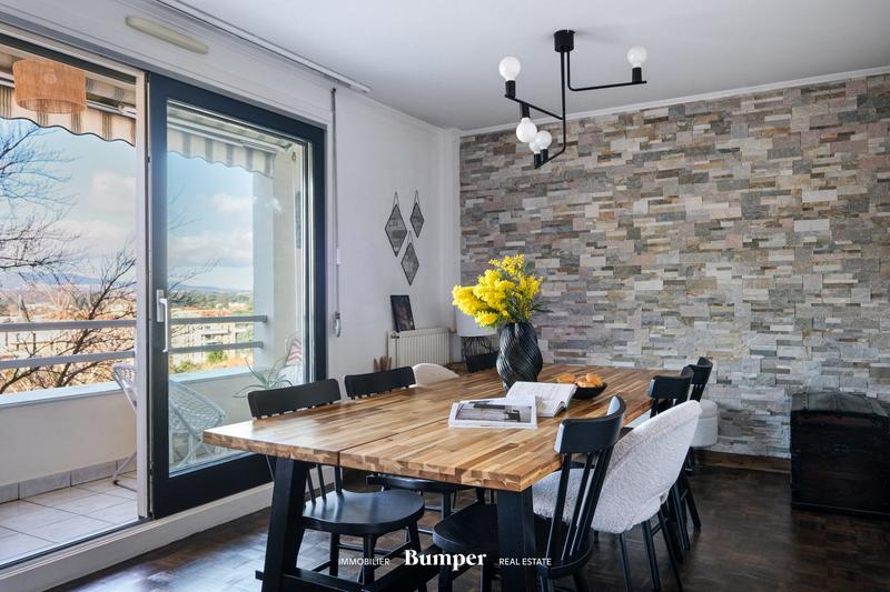 Appartement - 83 m² - 3 pièces