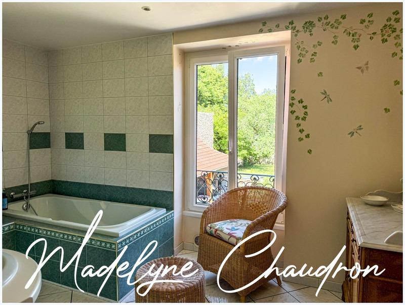 Maison - 170 m² - 7 pièces