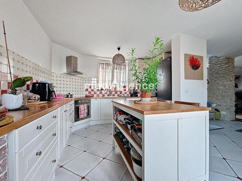 Maison - 146 m² - 6 pièces