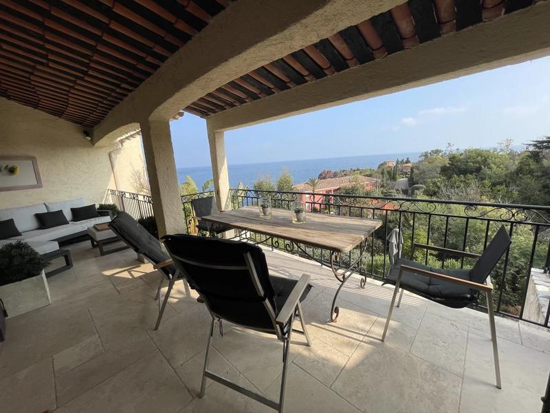 Appartement villa - 125 m² - 4 pièces