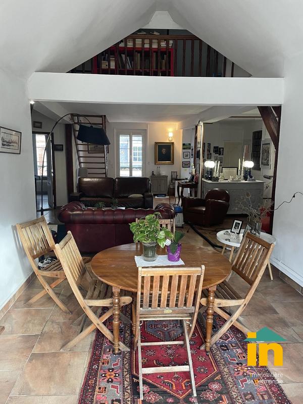 Maison de ville - 130 m² - 6 pièces