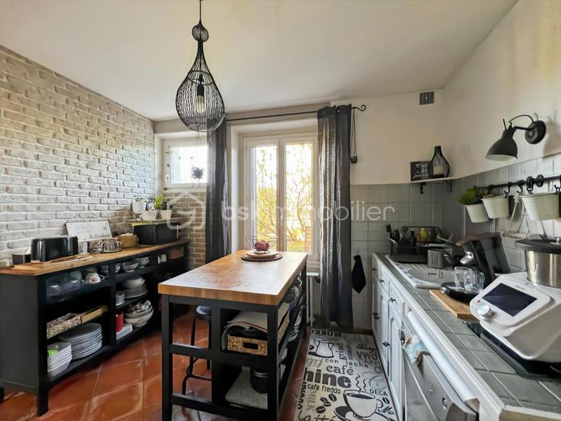 Maison traditionnelle - 153 m² - 6 pièces