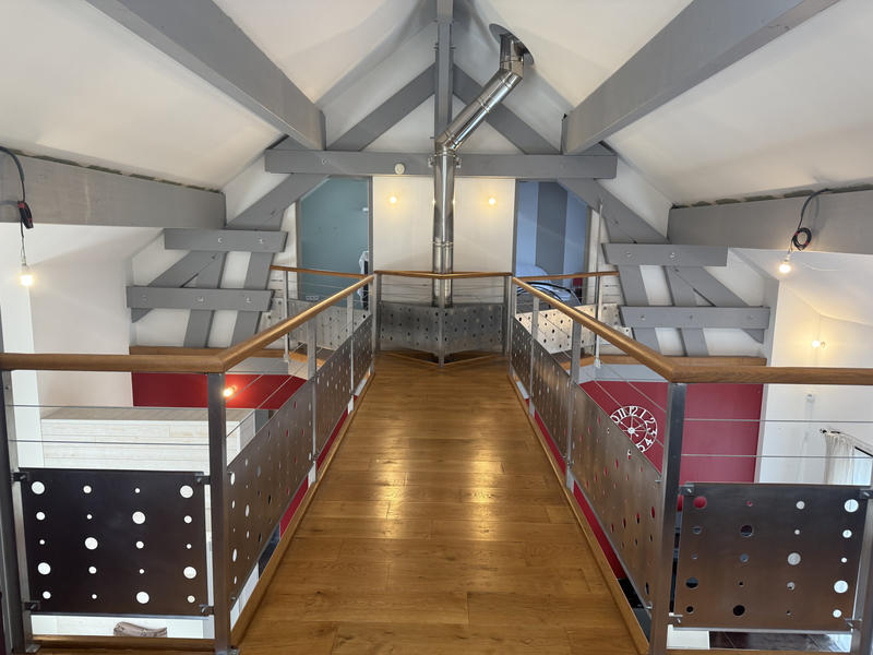 Maison - 217 m² - 7 pièces