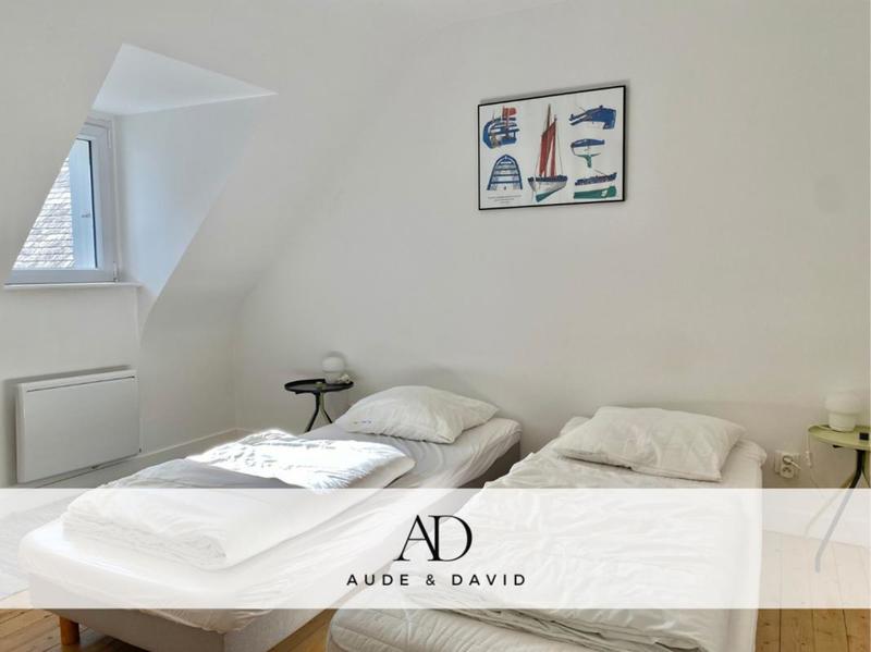 Maison - 230 m² - 7 pièces