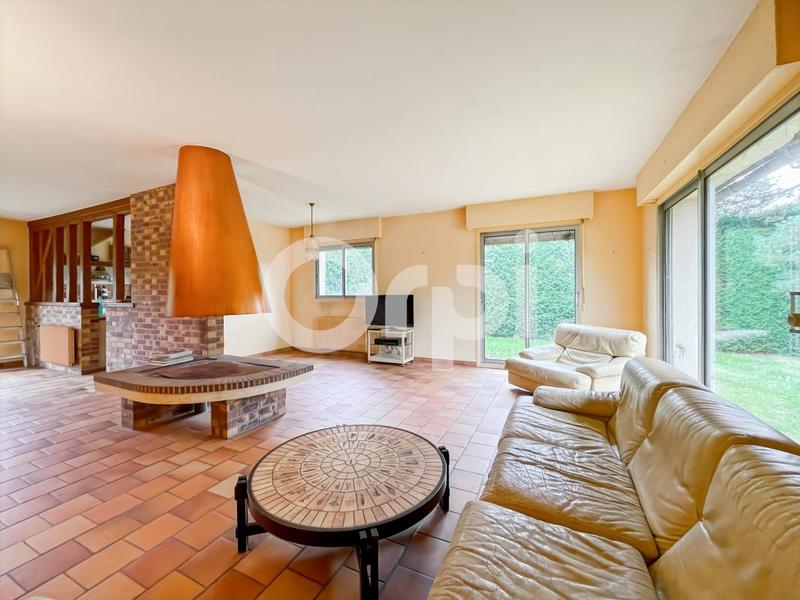 Maison - 140 m² - 5 pièces