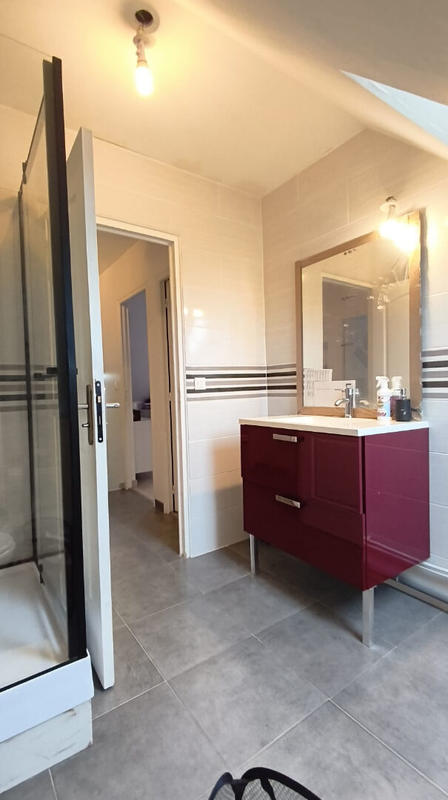 Maison - 162 m² - 8 pièces