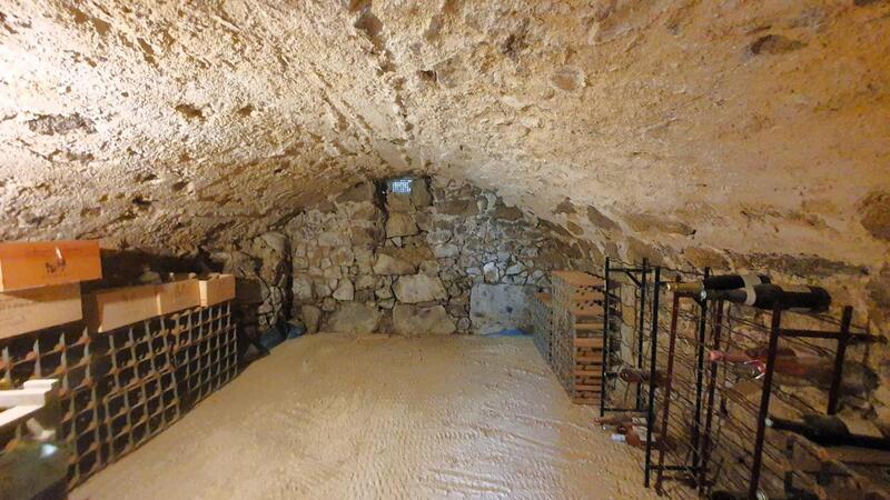 Corps de ferme - 398 m² - 12 pièces