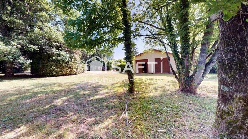 Maison - 137 m² - 6 pièces