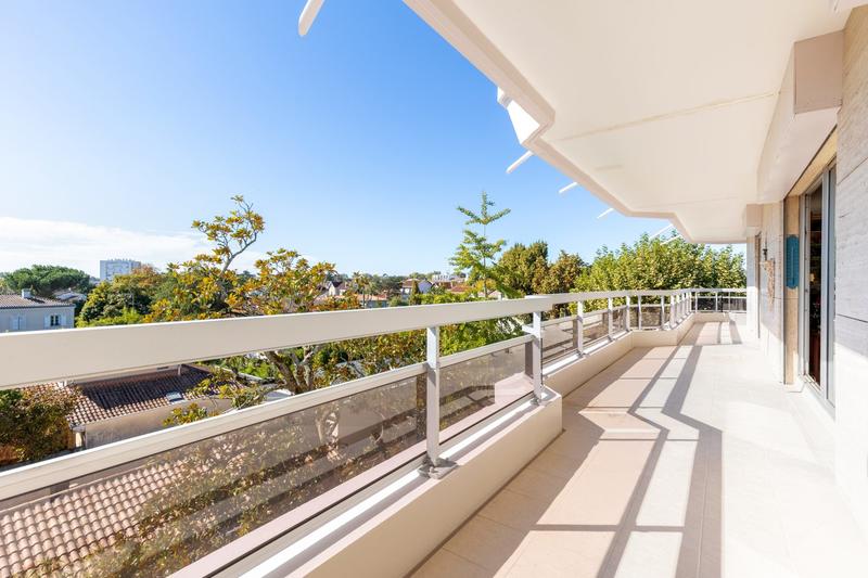 Appartement - 130 m² - 5 pièces