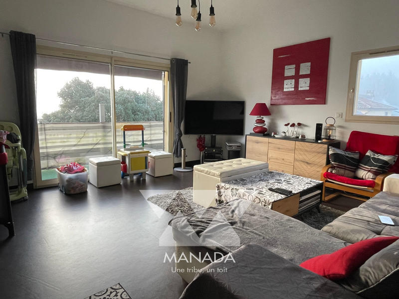 Maison - 180 m² - 8 pièces