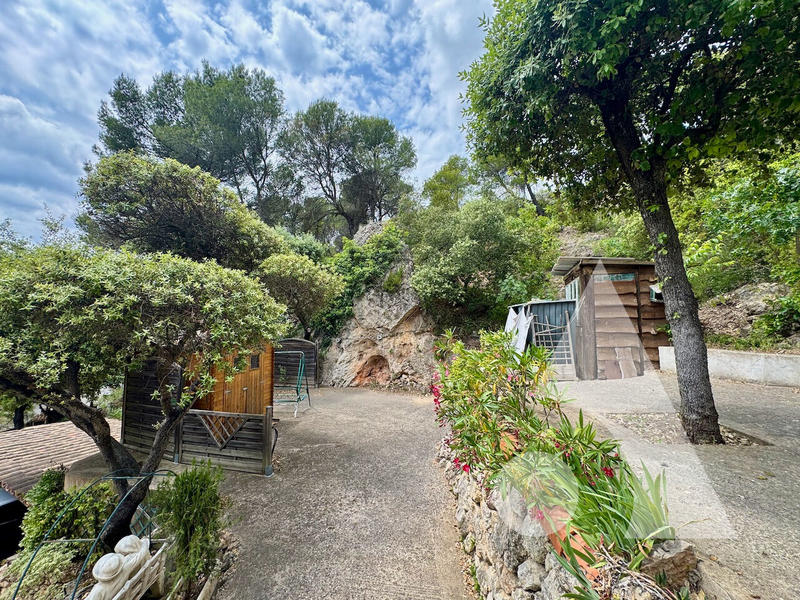 Maison - 148 m² - 4 pièces