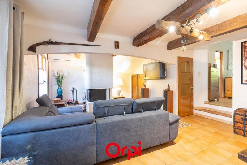 Maison - 162 m² - 5 pièces