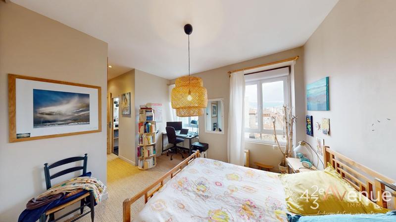 Appartement - 130 m² - 5 pièces