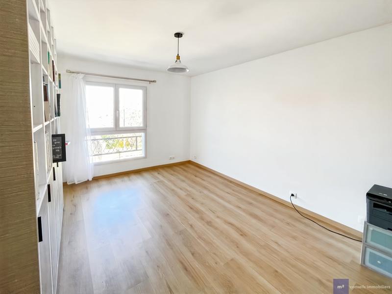 Maison - 166 m² - 6 pièces