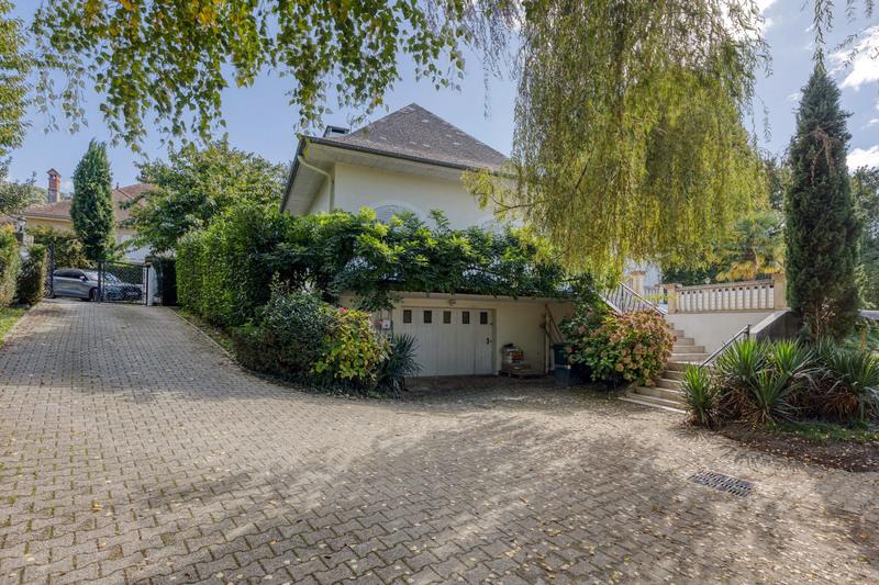 Maison - 142 m² - 6 pièces