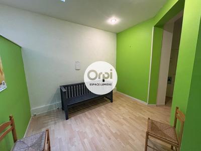 Appartement - 208 m² - 6 pièces