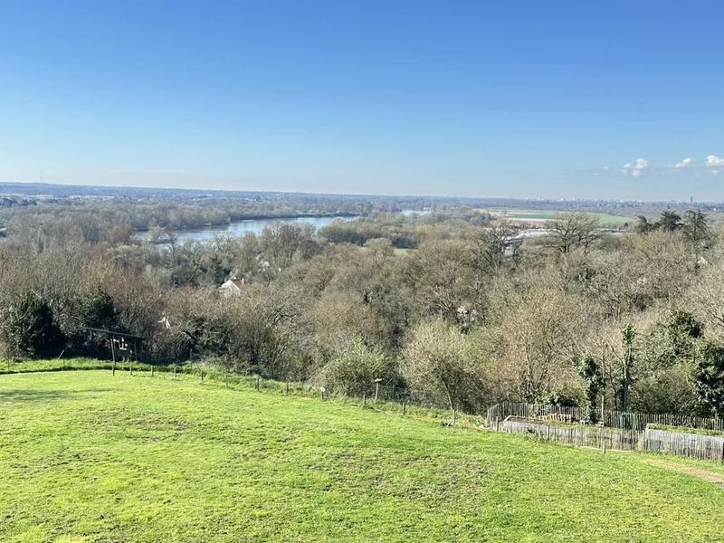 Propriété - 213 m² - 8 pièces