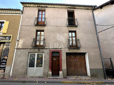 Maison de village - 119 m² - 10 pièces