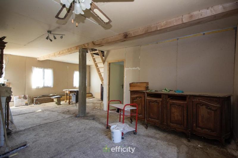 Maison traditionnelle - 159 m² - 4 pièces