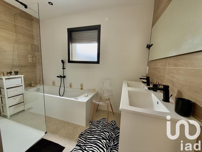 Maison - 128 m² - 5 pièces