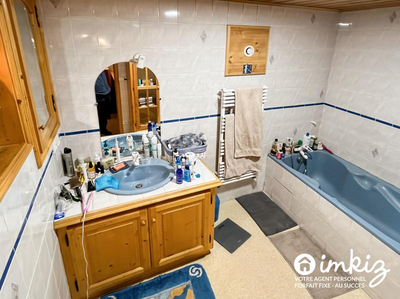 Maison - 138 m² - 4 pièces