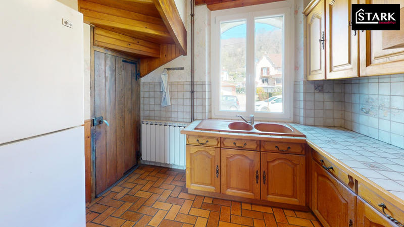 Maison - 140 m² - 10 pièces