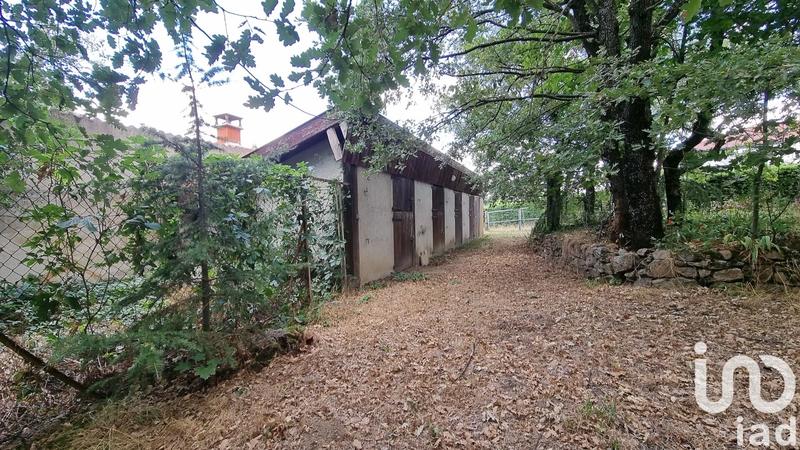 Maison - 216 m² - 11 pièces