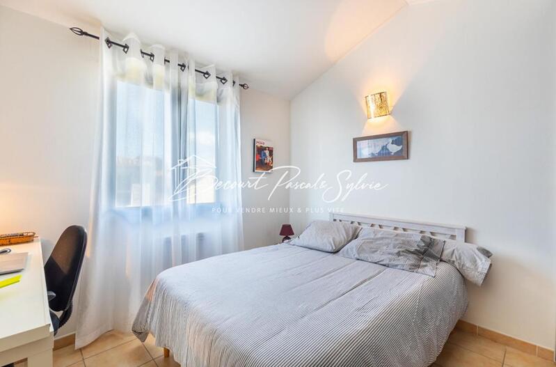 Maison - 89 m² - 4 pièces