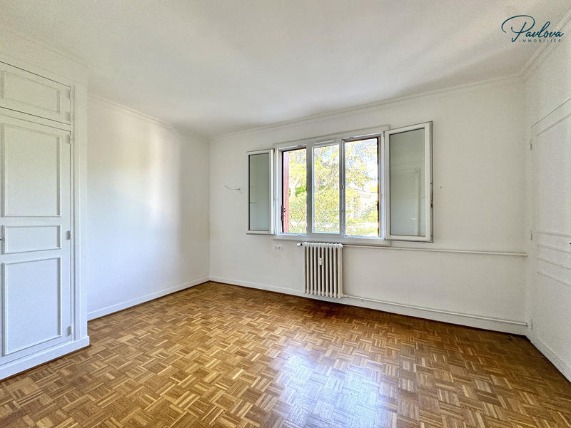 Appartement - 102 m² - 4 pièces