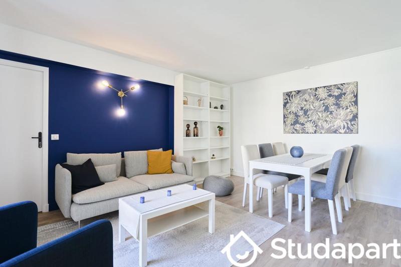 Chambre - 115 m² - 1 pièce