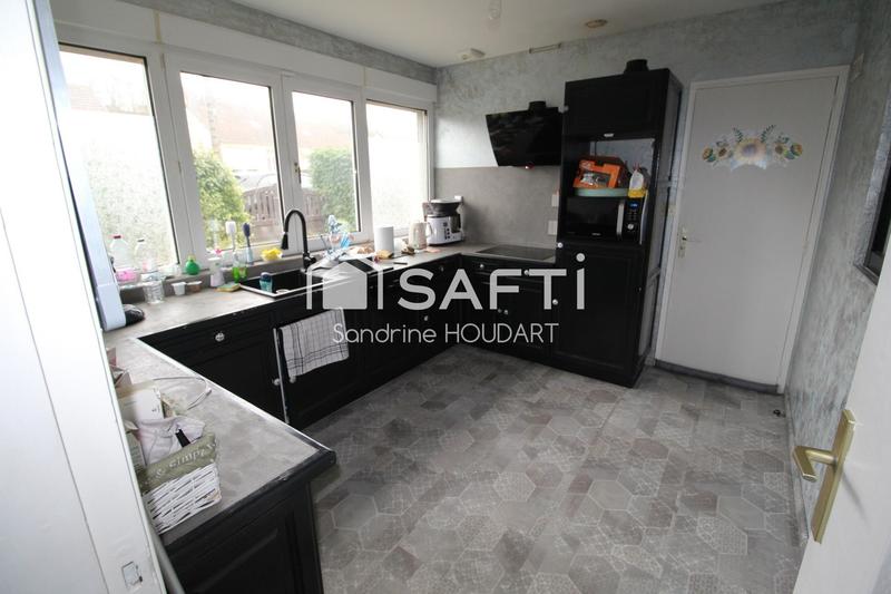 Maison - 97 m² - 5 pièces