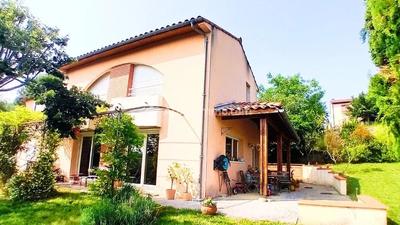 Maison - 157 m² - 5 pièces