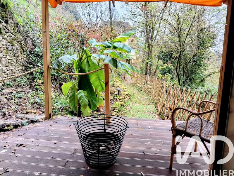 Maison - 265 m² - 13 pièces