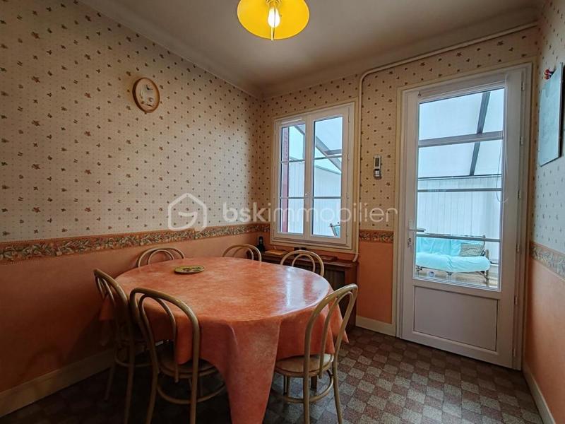 Maison - 159 m² - 6 pièces