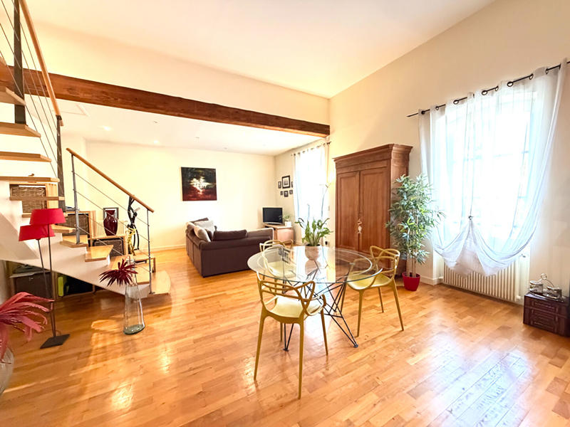 Maison - 141 m² - 6 pièces