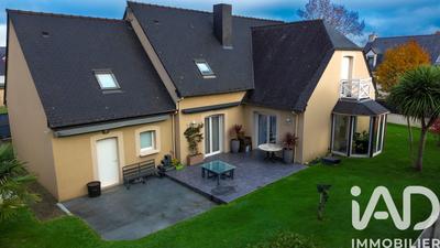 Maison - 194 m² - 7 pièces