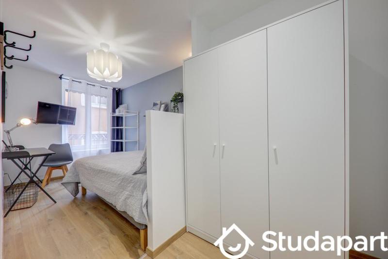 Chambre - 11 m² - 1 pièce