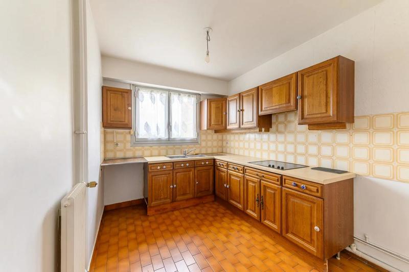 Appartement - 80 m² - 4 pièces