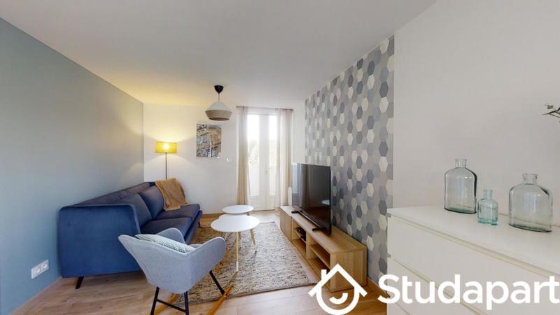 Chambre - 10 m² - 1 pièce