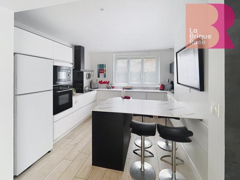 Maison - 140 m² - 6 pièces