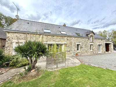 Maison - 210 m² - 7 pièces