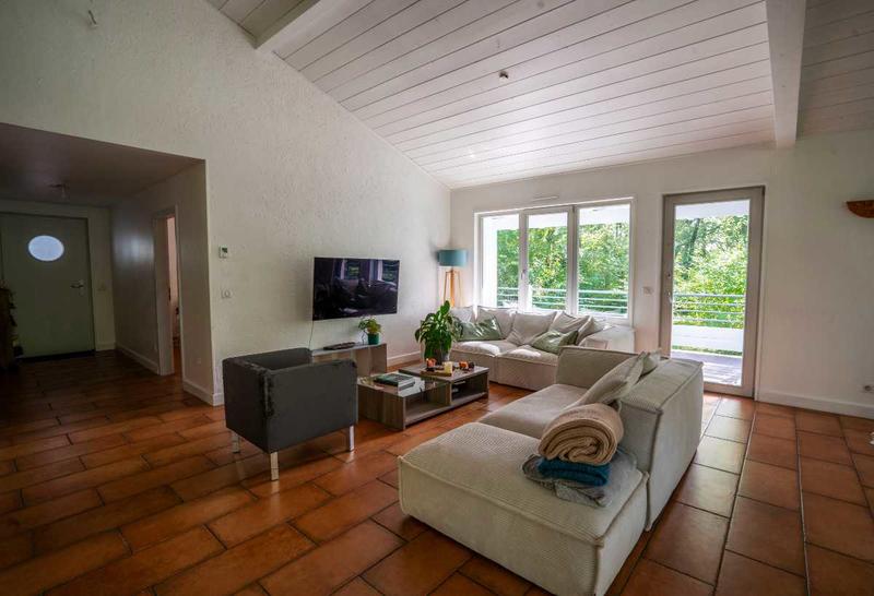 Maison - 181 m² - 5 pièces