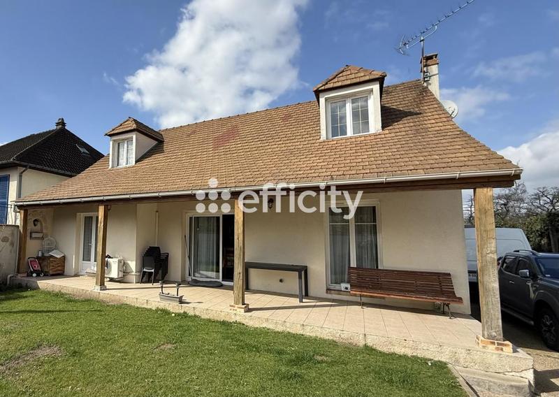 Maison - 120 m² - 6 pièces